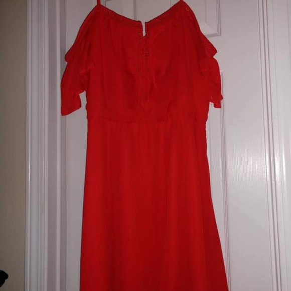 Dress - Picture 1 of 2